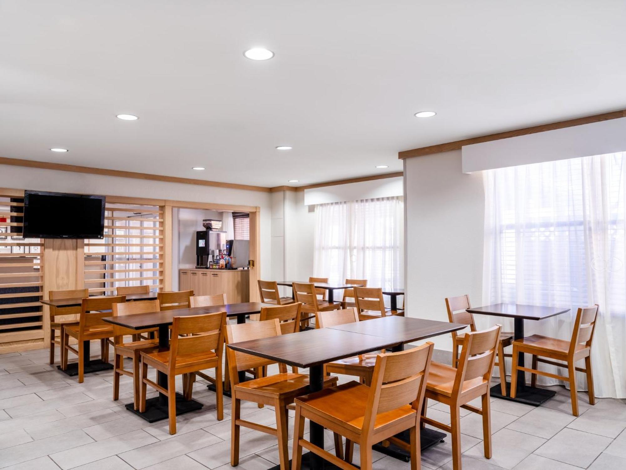 Garner Hotel Gillette South By Ihg Exterior photo